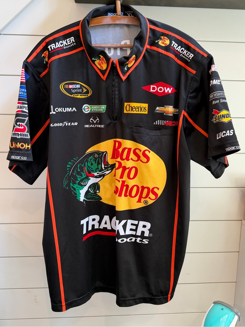 Bass Pro Shops NASCAR Racing Shirt Mens XL Tony Stewart JH Design Racing Garage